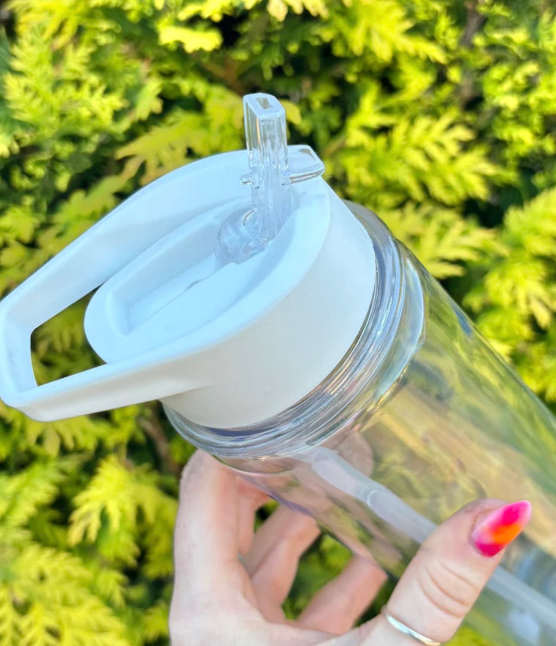 White 10oz Kids cup (No-globe/drip effect only)